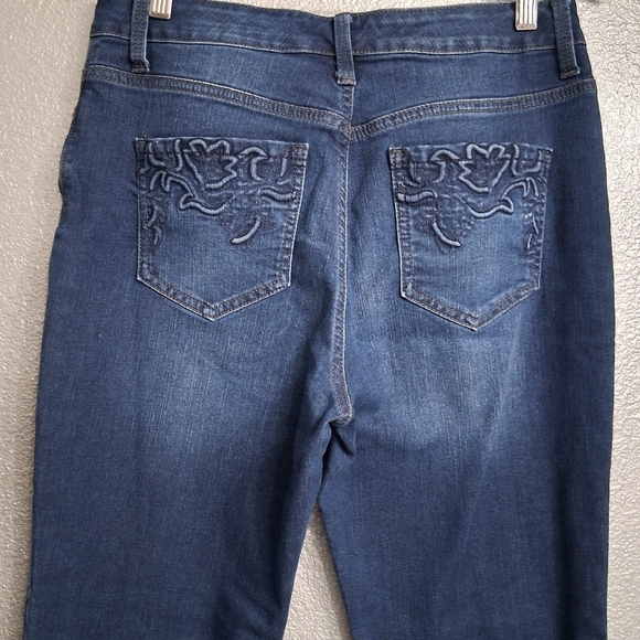 Classic Blue Slim Straight Jeans   Size 8 - Picture 5 of 9